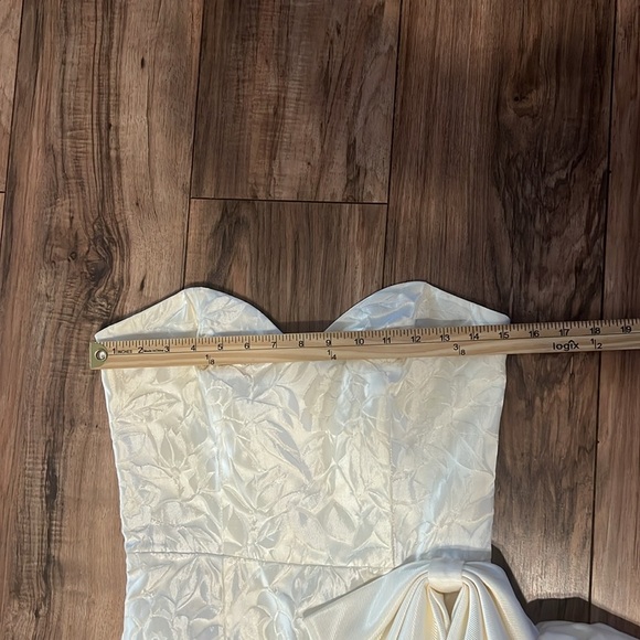 Vintage TD4 by Electra Ivory Strapless Ruffle Gown Size 9/10 – 80s Madonna Prom - Picture 6 of 14